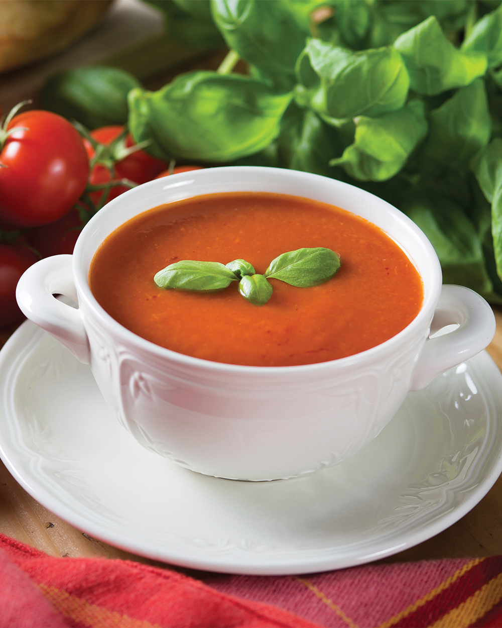 Томатный суп гербалайф. Томатный суп Herbalife. Суп томатный с базиликом от Гербалайф. Томатный суп с базиликом.